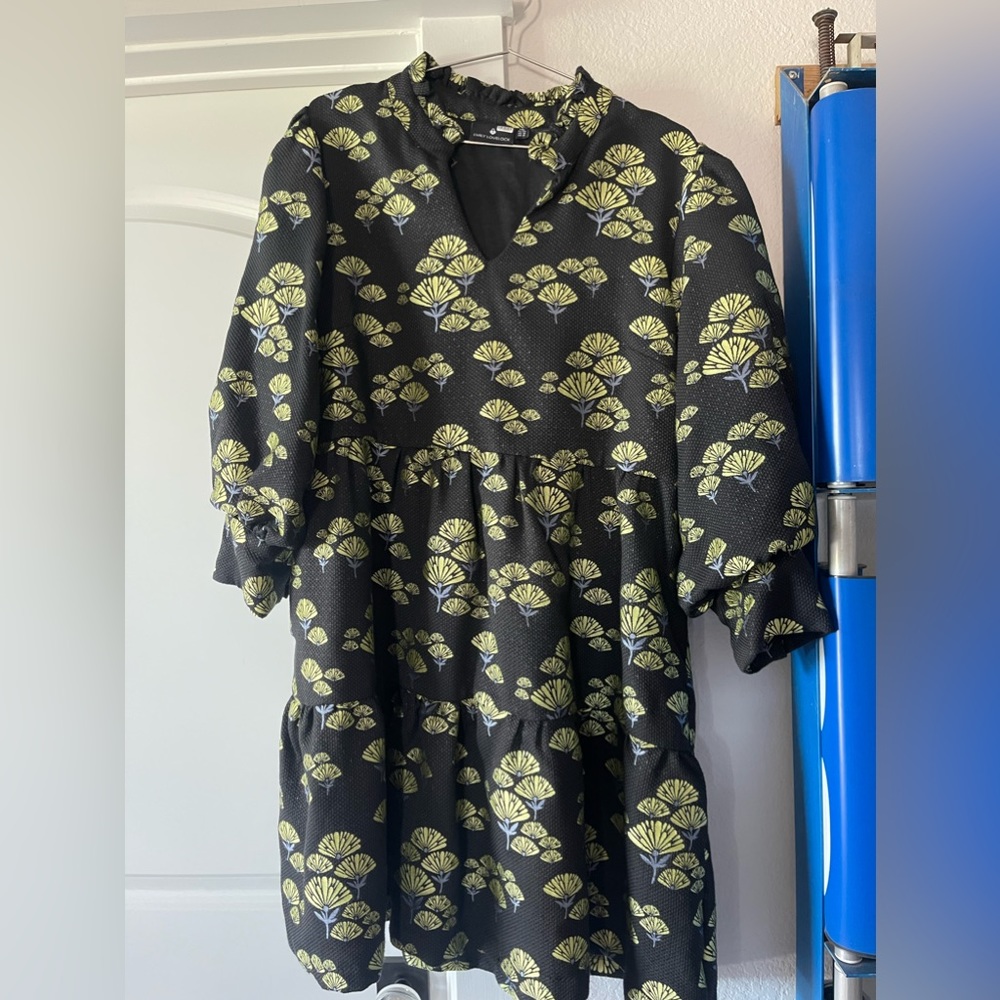 NWOT Anthropologie Emily Lovelock dress